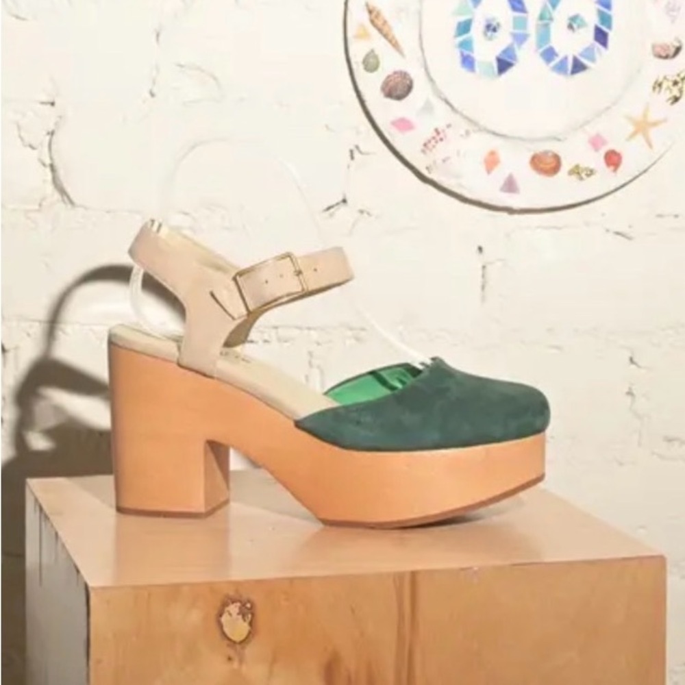 Charlotte Stone Sal Size 10 Suede Green and Tan Platform Heels with Tote Bag